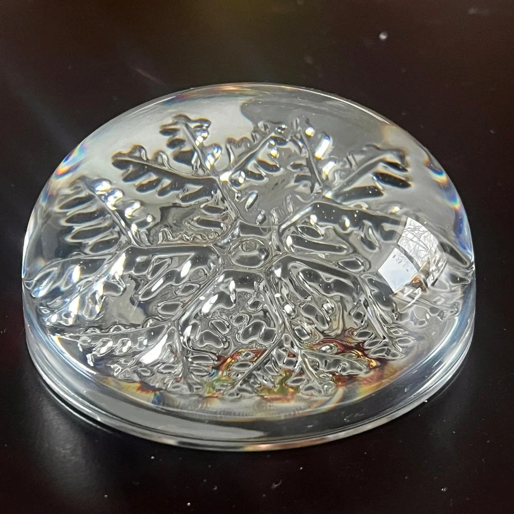 Avon Crystal Snowflake Paperweight Made in France 24 Percent Lead Crystal